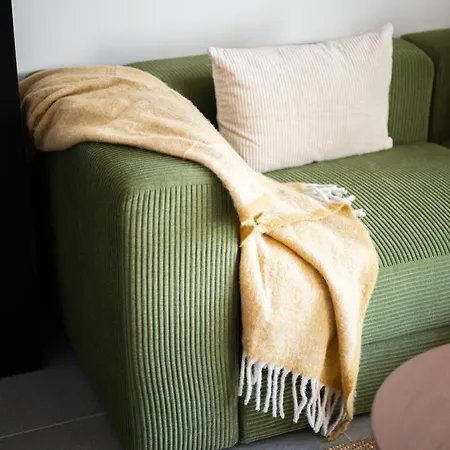 Apartmán Val D'or, Moderne Et Famillial Pour 4 Personnes, Parking, Centre Gare Menton