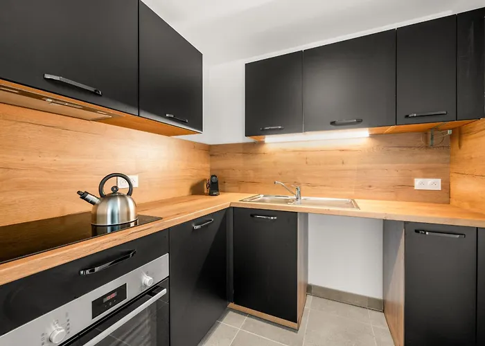 Val D'or, Moderne Et Famillial Pour 4 Personnes, Parking, Centre Gare Daire