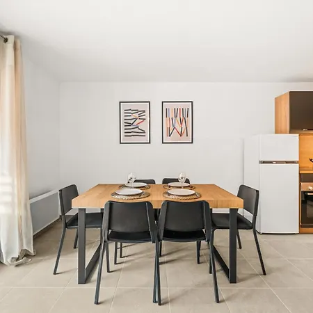 Val D'or, Moderne Et Famillial Pour 4 Personnes, Parking, Centre Gare * マントン