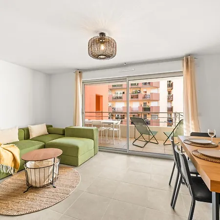 Val D'or, Moderne Et Famillial Pour 4 Personnes, Parking, Centre Gare
