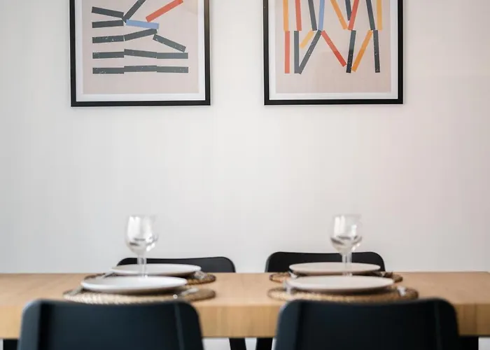 Val D'or, Moderne Et Famillial Pour 4 Personnes, Parking, Centre Gare * Μεντόν