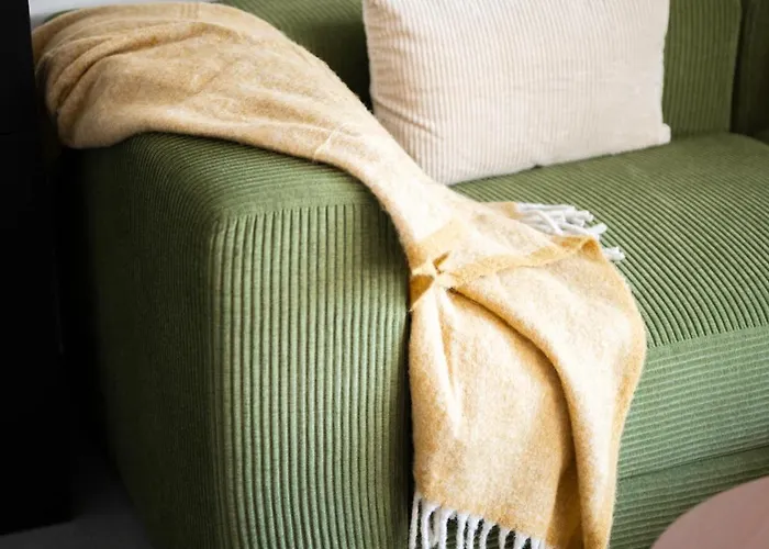 Apartment Val D'or, Moderne Et Famillial Pour 4 Personnes, Parking, Centre Gare Menton